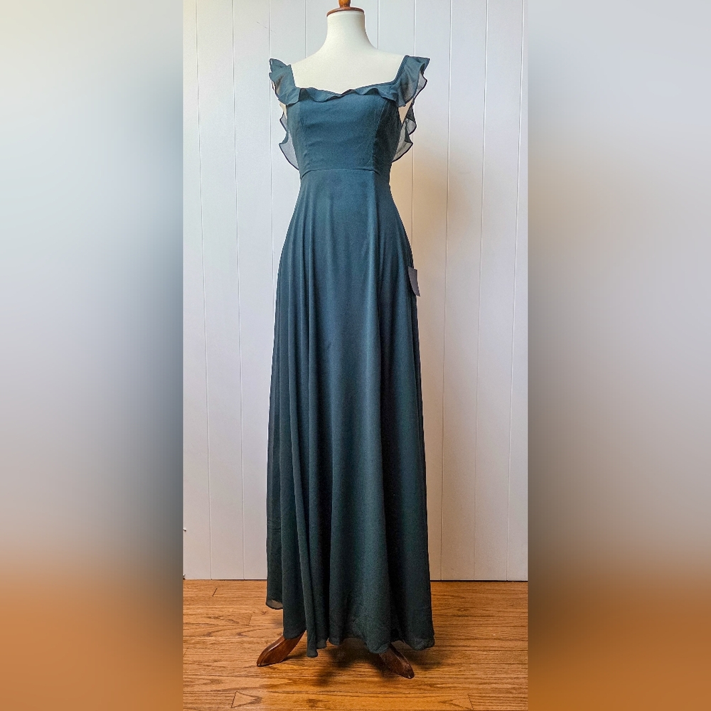 Lulus Emerald Green Ruffle Strap Maxi Dress Size XXS NWT